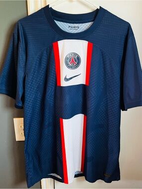 Paris Saint-Germain Nike Navy Soccer Jersey with Red & White Stripe Mens XL
